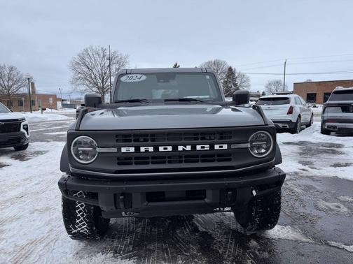 2024 Ford Bronco Black Diamond