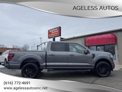 Carbonized Gray 2025 Ford F-150 Lariat