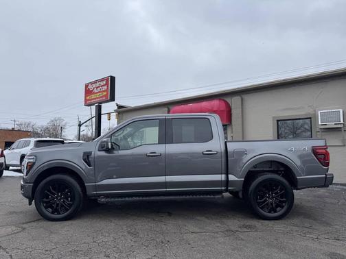 Carbonized Gray 2025 Ford F-150 Lariat