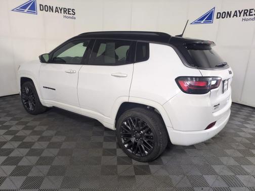 2022 Jeep Compass Altitude