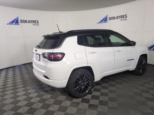 2022 Jeep Compass Altitude