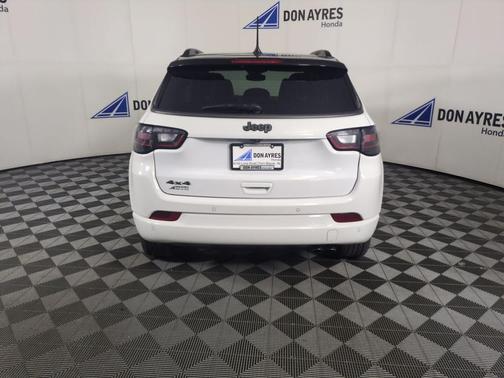 2022 Jeep Compass Altitude