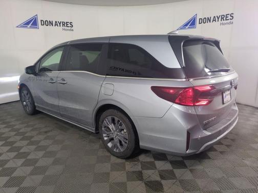 2025 Honda Odyssey Touring