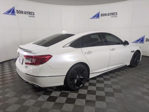2018 Honda Accord Touring 2.0T