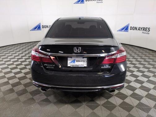 2017 Honda Accord Touring