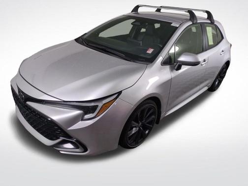 Classic Silver Metallic 2023 Toyota Corolla Hatchback XSE