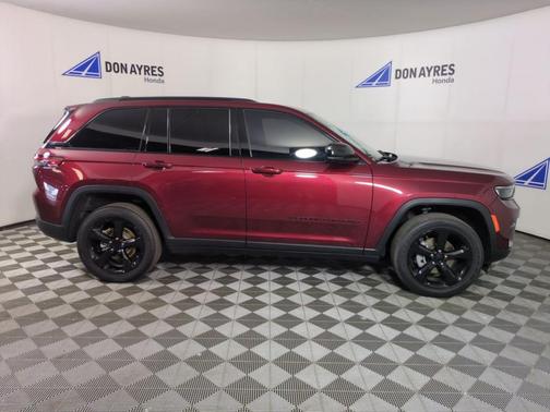 2023 Jeep Grand Cherokee Altitude