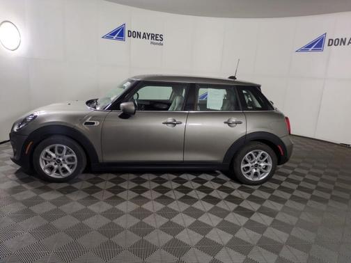 2021 MINI Hardtop Cooper