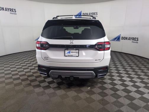 2024 Honda Pilot Elite