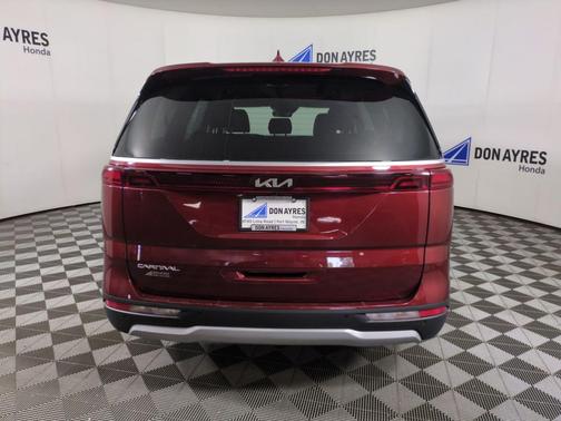 2023 Kia Carnival LX