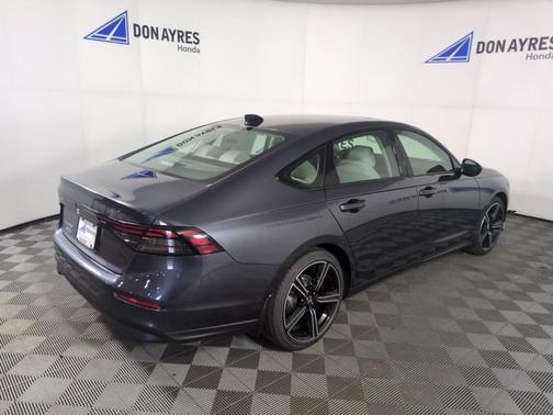 Meteorite 2026 Honda Accord SE