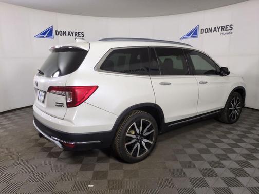 2019 Honda Pilot Touring 7-Passenger