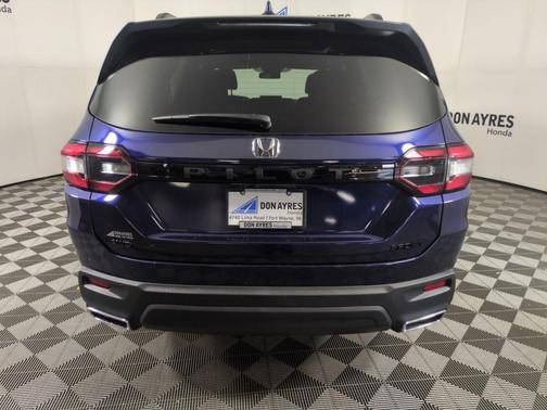 2025 Honda Pilot Sport