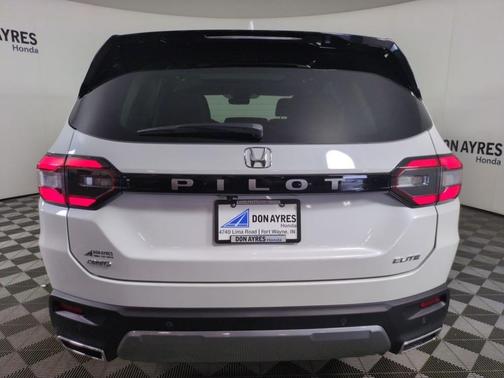 Platinum White 2026 Honda Pilot Elite