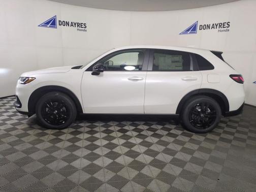 Platinum White 2026 Honda HR-V Sport