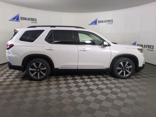 2024 Honda Pilot Touring