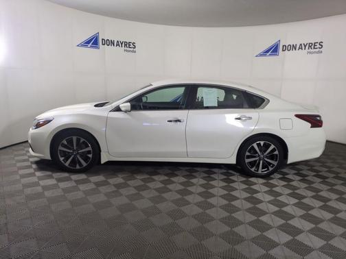 2017 Nissan Altima 2.5 SR