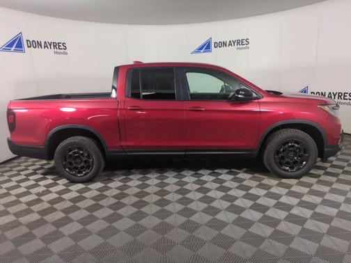 2025 Honda Ridgeline TrailSport+