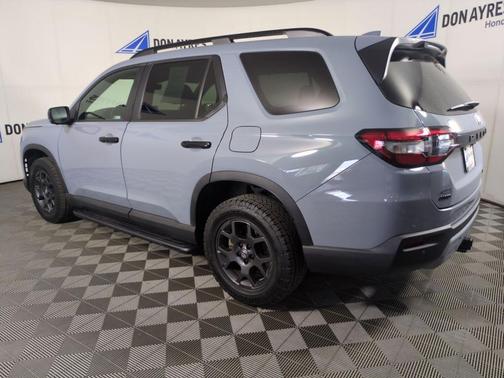 2023 Honda Pilot TrailSport