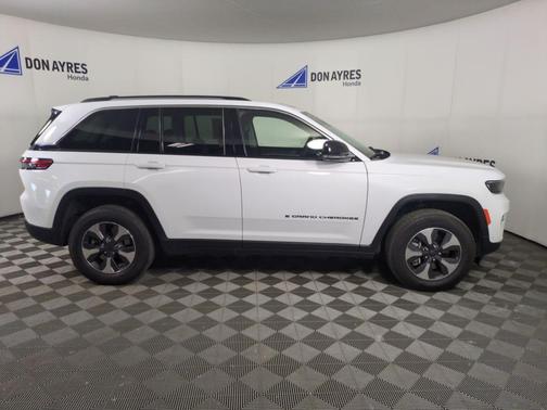 2022 Jeep Grand Cherokee 4xe Base