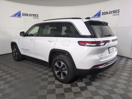 2022 Jeep Grand Cherokee 4xe Base