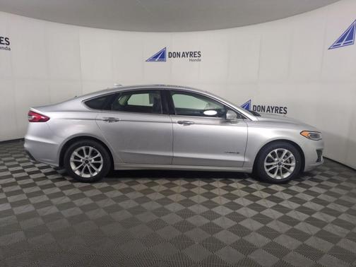 2019 Ford Fusion Hybrid SEL