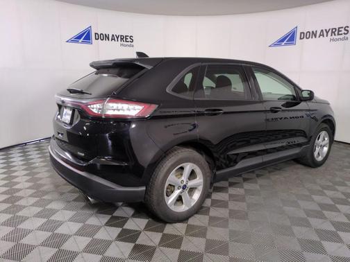 2016 Ford Edge SE