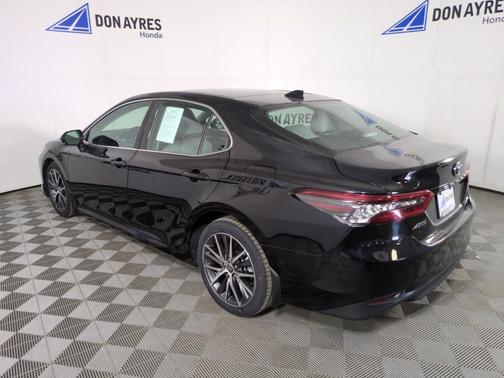 2021 Toyota Camry XLE
