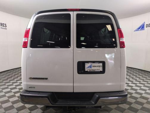 2019 Chevrolet Express 3500 LT