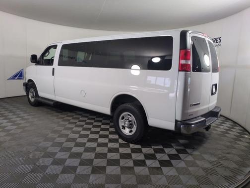 2019 Chevrolet Express 3500 LT