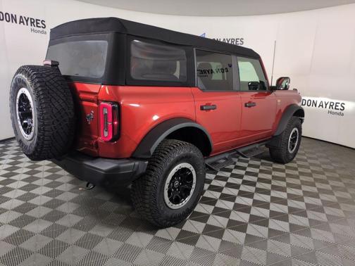 2024 Ford Bronco Badlands