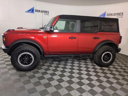 2024 Ford Bronco Badlands