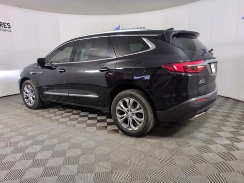 2018 Buick Enclave Avenir
