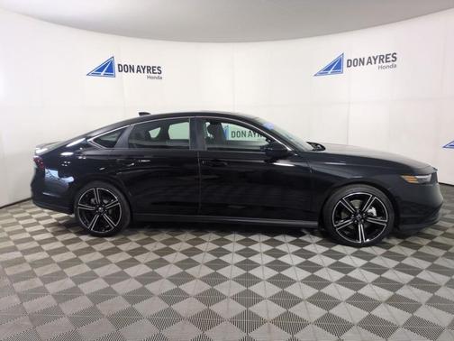 Crystal Black Pearl 2025 Honda Accord Hybrid Sport