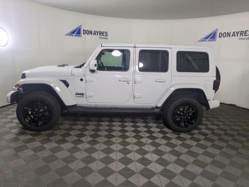 2021 Jeep Wrangler Unlimited Sahara Altitude