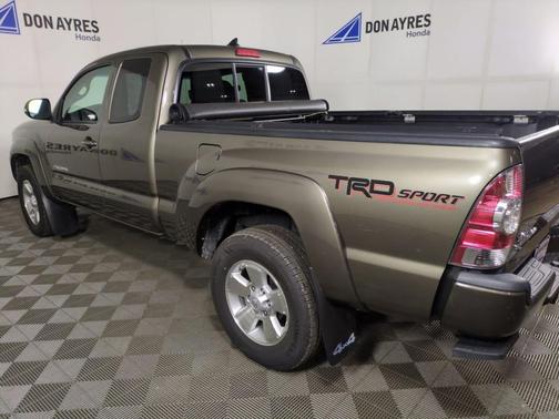 2015 Toyota Tacoma Base