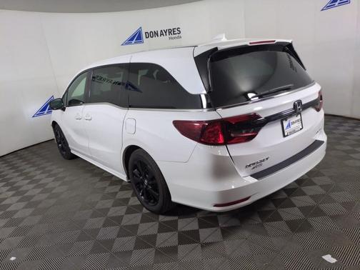 White 2024 Honda Odyssey Sport