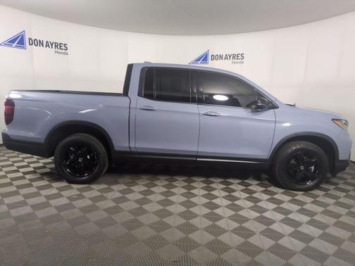 2023 Honda Ridgeline Black Edition