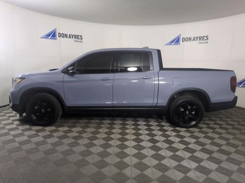 2023 Honda Ridgeline Black Edition