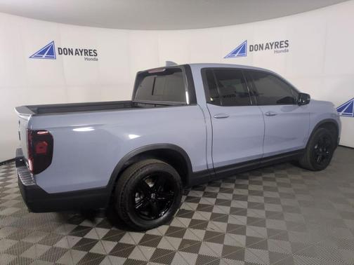 2023 Honda Ridgeline Black Edition