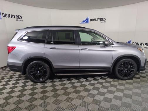 Silver 2022 Honda Pilot Special Edition