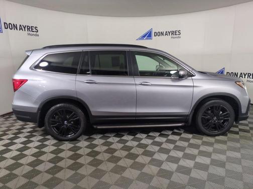 Silver 2022 Honda Pilot Special Edition