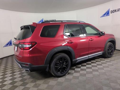 2025 Honda Pilot Touring+