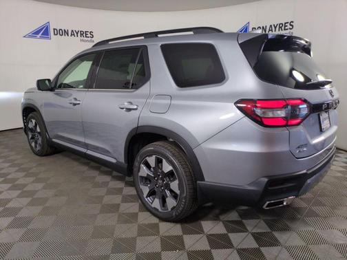 Silver 2026 Honda Pilot Elite