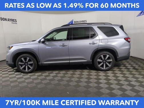 2023 Honda Pilot Touring