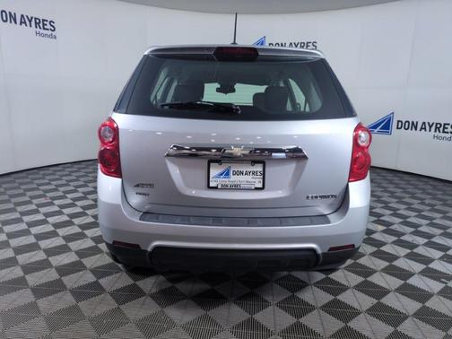 Silver Ice Metallic 2015 Chevrolet Equinox LS