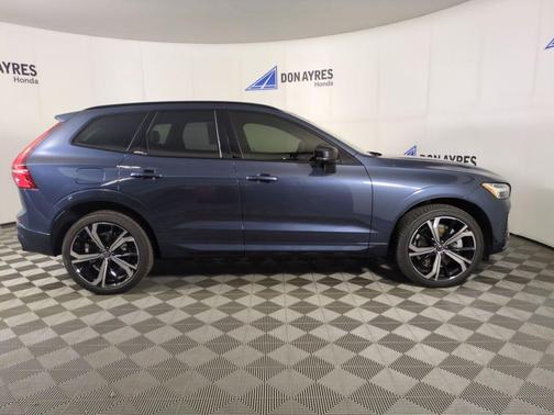 2025 Volvo XC60 Plug-In Hybrid T8 Ultra