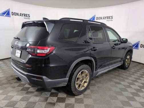 2024 Honda Pilot TrailSport