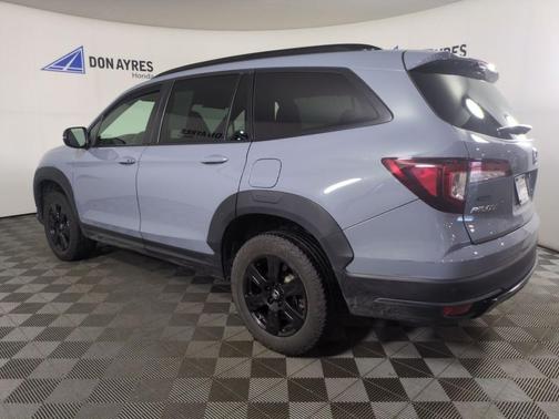Gray 2022 Honda Pilot TrailSport