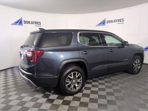 2020 GMC Acadia SLE